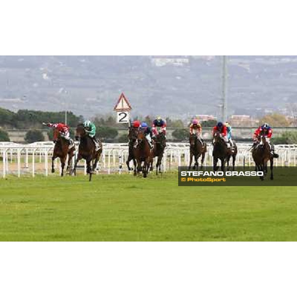 Francesco Dettori on Slowpoke wins the Premio Mezzegra Rome, Capannelle racecourse, 23rd march 2014 ph.Domenico Savi/Grasso