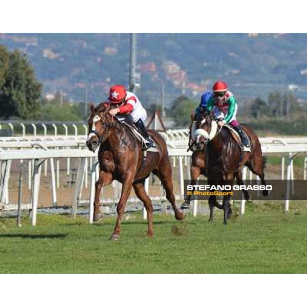Gabriele Bietolini on Steaming Kitten wins the Premio Shirley Heights Rome, Capannelle racecourse,30th march 2014 ph.Daniele Incollu/Grasso