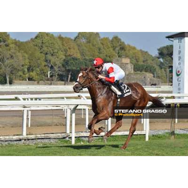 Gabriele Bietolini on Steaming Kitten wins the Premio Shirley Heights Rome, Capannelle racecourse,30th march 2014 ph.Daniele Incollu/Grasso