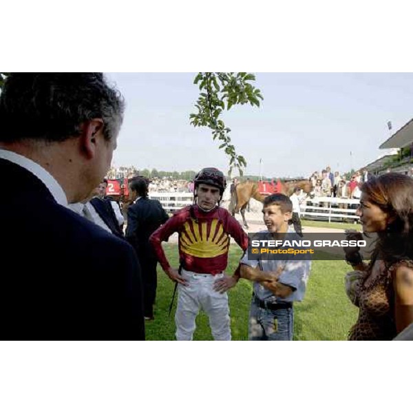 parade ring of Gran Premio Milano - Valfredo Valiani with Endo Botti, Cristiana Brivio Sforza and Electrocutionist in the background Milano, San Siro 19th june 2005 ph. Stefano Grasso