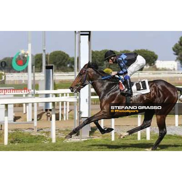 Mario Esposito on Big Bradon wins the Premio Enio Roma - Capannelle racecourse,1st april 2014 ph.Domenico Savi/Grasso