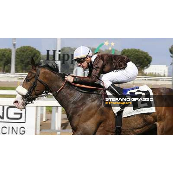 Cristian Demuro on Donna Prassede wins the Premio Torricola Roma - Capannelle racecourse,6th april 2014 ph.Domenico Savi/Grasso