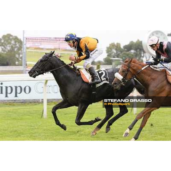 Roma 27 aprile 2014 Premio Pariioli Sisal Matchpoint, J. Perovic vince su Salford Secret ph.DomenicoSavi/GRASSO