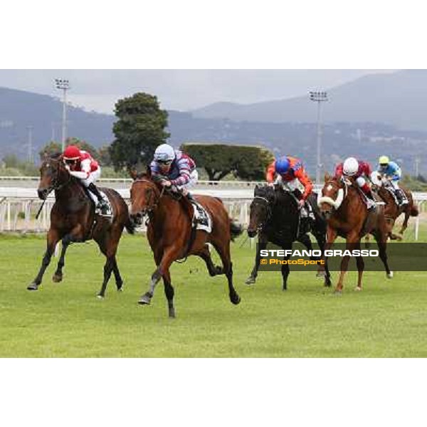 Roma 27 aprile 2014 Capannelle Racecourse Premio Distant Way Djorde Perovic wince su Rito Abbreviato ph.DomenicoSavi/GRASSO
