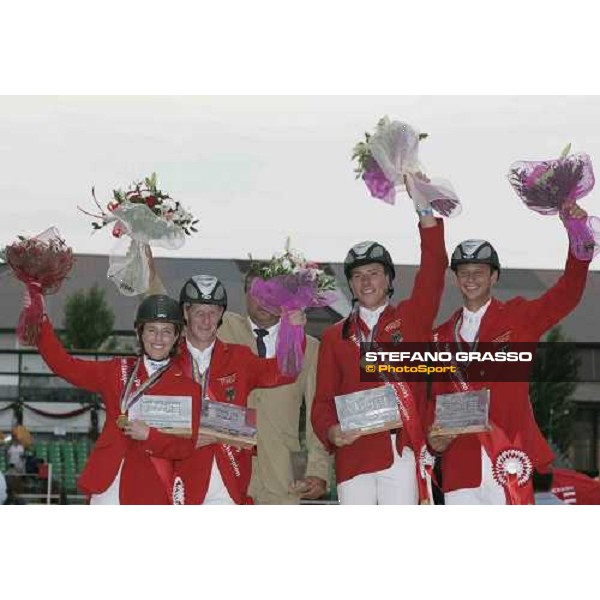 Meredith Michaels-Beerbaum, Marcus Ehning, Kurt Gravemeier, Marco Kutscher and Christian Ahlmann winners of the Team competition at Fei European Championship San Patrignano 2005 San Patrignano 22nd july 2005 ph. Stefano Grasso