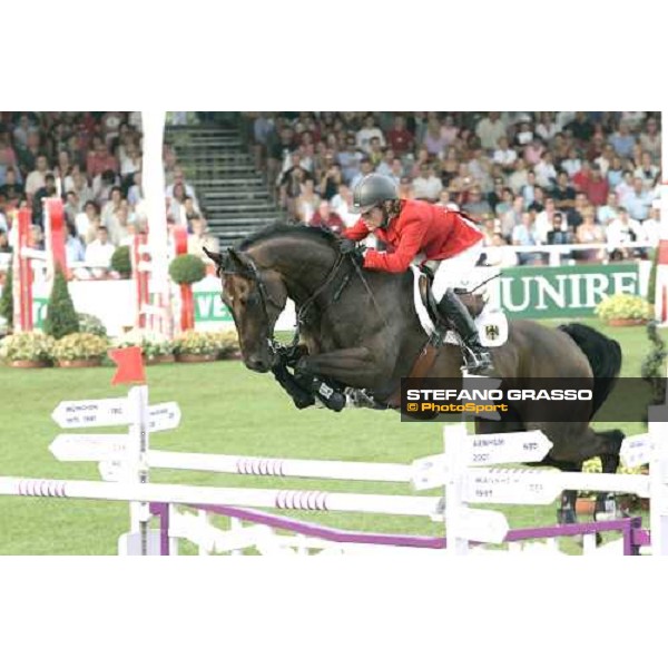 Meredith Michaels-Beerbaum on Checkmate during the Final Team Competition of Fei European Jumping Championship San Patrignano 22nd july 2005 ph. Stefano Grasso