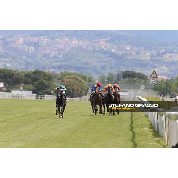 Samuele Diana on Giacas wins the Premio Misil Al Maktoum Stakes Rome, Capannelle racecourse,11th may 2014 photo Stefano Grasso