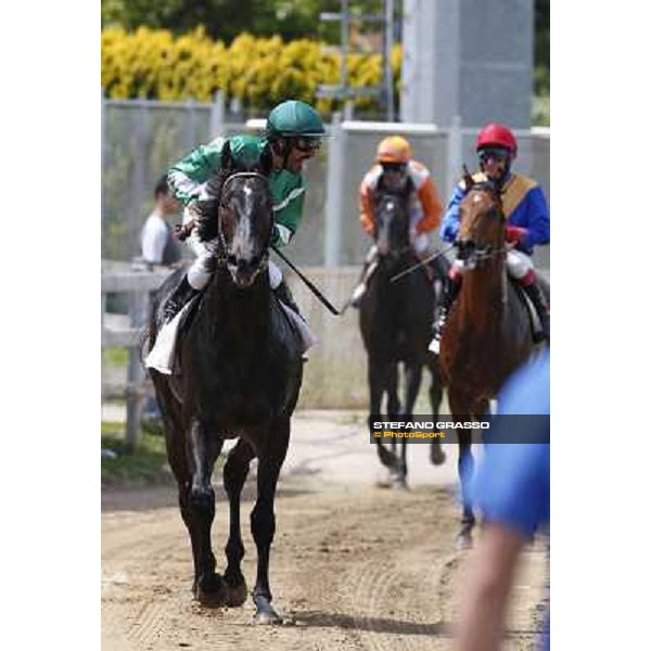 Samuele Diana on Giacas wins the Premio Misil Al Maktoum Stakes Rome, Capannelle racecourse,11th may 2014 photo Stefano Grasso