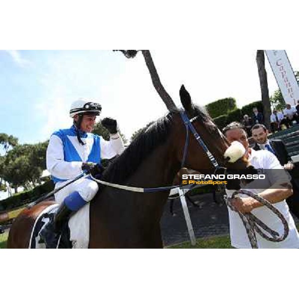 Carlo Fiocchi on Valvibrata wins the Premio Mario Perretti Mujahid Stakes Rome, Capannelle racecourse,11th may 2014 photo Stefano Grasso