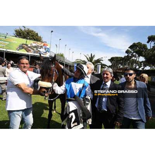 Carlo Fiocchi on Valvibrata wins the Premio Mario Perretti Mujahid Stakes Rome, Capannelle racecourse,11th may 2014 photo Stefano Grasso