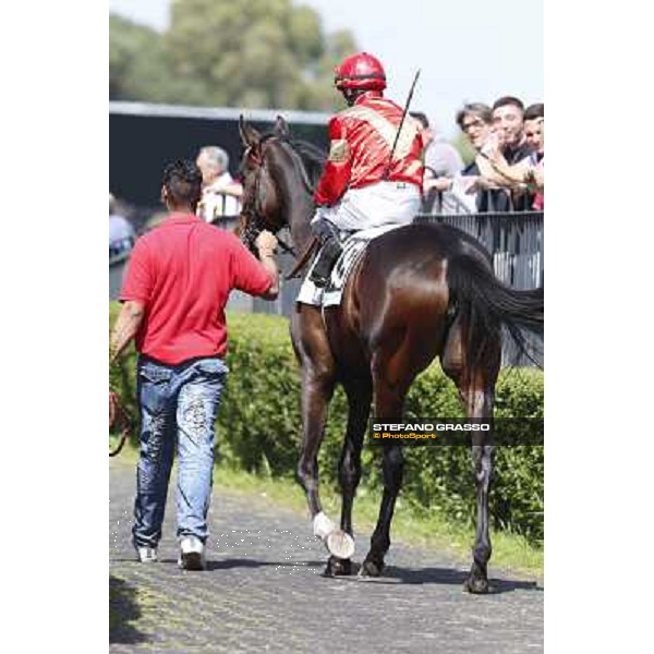 Carlo Fiocchi on Valvibrata wins the Premio Mario Perretti Mujahid Stakes Rome, Capannelle racecourse,11th may 2014 photo Stefano Grasso