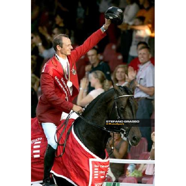 Marco Kutscher on Montender parades after winning the Fei European Championship San Patrignano 2005 San Patrignano 24th july 2005 ph. Stefano Grasso