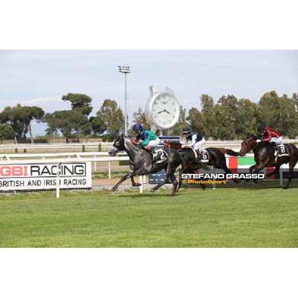 Germano Marcelli on Jelabi-PSA wins the Premio HH Sheikh Hamdan Al Maktoum Premio No Risk Al Maury Rome, Capannelle racecourse,11th may 2014 photo Stefano Grasso