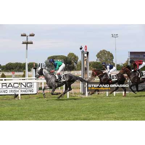 Germano Marcelli on Jelabi-PSA wins the Premio HH Sheikh Hamdan Al Maktoum Premio No Risk Al Maury Rome, Capannelle racecourse,11th may 2014 photo Stefano Grasso