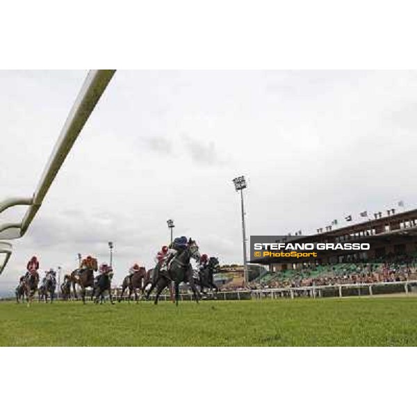 Francesco Dettori on Konkan wins the Premio Jebel Ali racecourse Rome, Capannelle racecourse,11th may 2014 photo Stefano Grasso