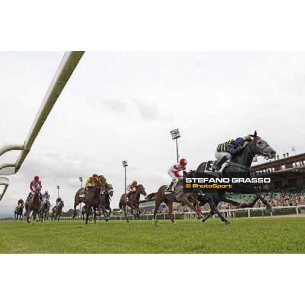 Francesco Dettori on Konkan wins the Premio Jebel Ali racecourse Rome, Capannelle racecourse,11th may 2014 photo Stefano Grasso