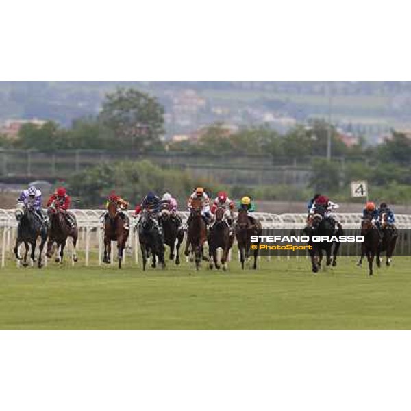 Francesco Dettori on Konkan wins the Premio Jebel Ali racecourse Rome, Capannelle racecourse,11th may 2014 photo Stefano Grasso