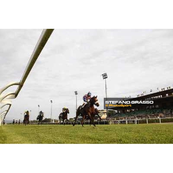 Andrea Atzeni on Cospirator wins the Premio Naip Stakes Rome, Capannelle racecourse,11th may 2014 photo Stefano Grasso