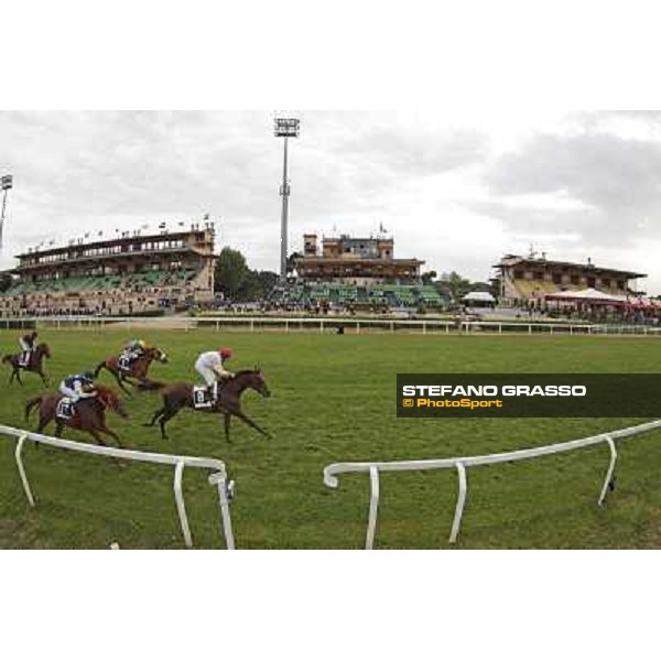 Gavino Sanna on Sibillina - PSA wins the Premio Madjani Shadwell Arabian Stakes Rome, Capannelle racecourse,11th may 2014 photo Stefano Grasso