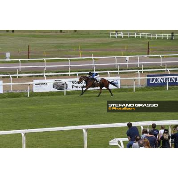 Carlo Fiocchi on Lucky Serena wins the Premio Tadolina mem.Patrizio Galli UAE Stakes Rome, Capannelle racecourse,11th may 2014 photo Domenico Savi/Grasso