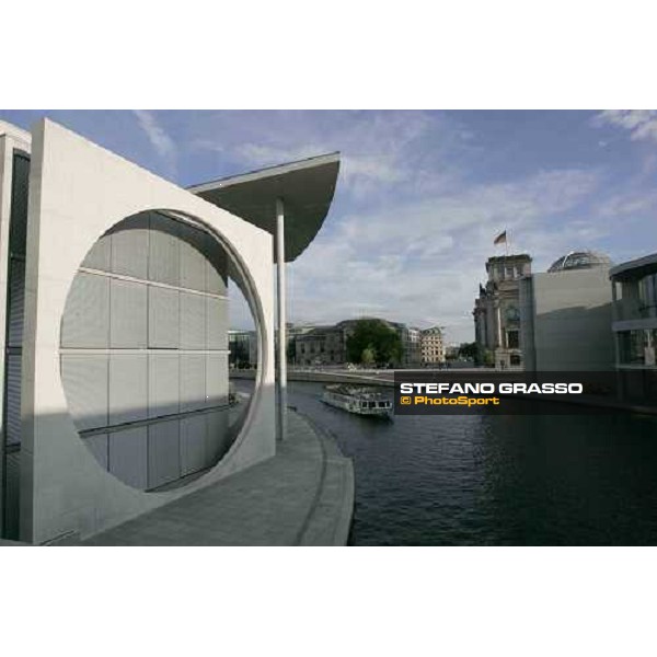The Government Area and the river Spree Berlin 4th august 2005 ph. Stefano Grasso