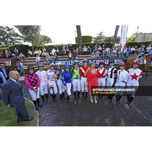 Group photo of the Premio Longines World Fegentri Championship for Lady Riders Rome,Capannelle Racecourse,18th may 2014 ph.Domenico Savi/HippoGroup Roma Capannelle