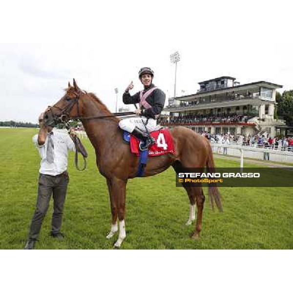 Cristian Demuro and Priore Philip after winning the Premio Carlo Vittadini Milano - San Siro racecourse, 25th may 2014 ph.Stefano Grasso/IppodromoMilano
