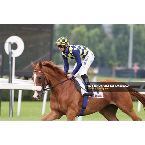 Fabio Branca on Final Score wins the Oaks d\'Italia Milano - San Siro racecourse - Oaks d\'Italia Day Milano,25th may 2014 ph.Stefano Grasso/IppodromoMilano