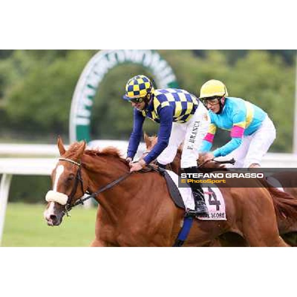 Fabio Branca on Final Score wins the Oaks d\'Italia Milano - San Siro racecourse - Oaks d\'Italia Day Milano,25th may 2014 ph.Stefano Grasso/IppodromoMilano
