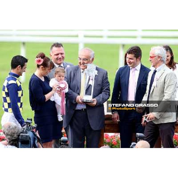The prize giving ceremony of the Oaks d\'Italia Milano - San Siro racecourse - Oaks d\'Italia Day Milano,25th may 2014 ph.Stefano Grasso/IppodromoMilano
