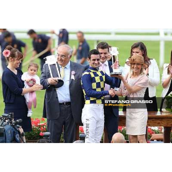 The prize giving ceremony of the Oaks d\'Italia Milano - San Siro racecourse - Oaks d\'Italia Day Milano,25th may 2014 ph.Stefano Grasso/IppodromoMilano