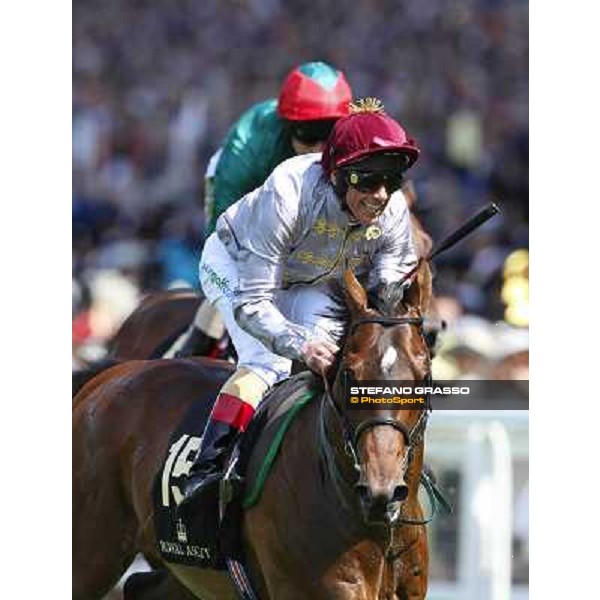 Frankie Dettori on The Wow Signal wins the Coventry Stakes Ascot, Royal Ascot 17th june 2014 ph.Stefano Grasso