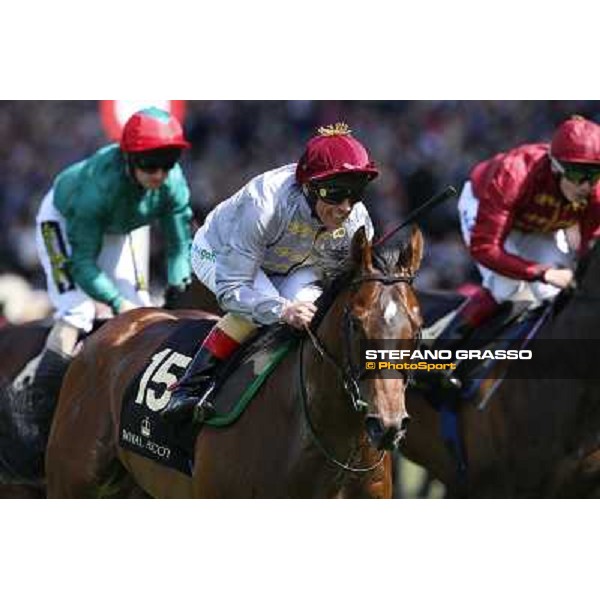Frankie Dettori on The Wow Signal wins the Coventry Stakes Ascot, Royal Ascot 17th june 2014 ph.Stefano Grasso