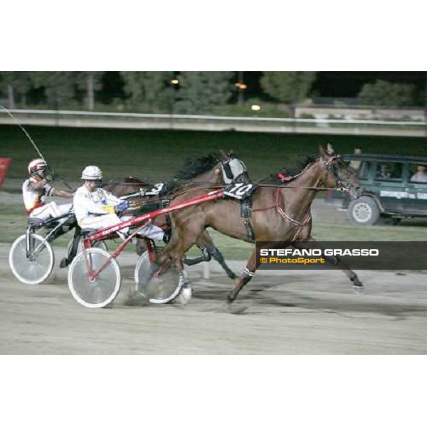 Roberto Andreghetti and Fairlady Bi towards the finish of the finale Campionato Femminile 3 anni SS Cosma e Damiano 8th august 2005 ph. Stefano Grasso