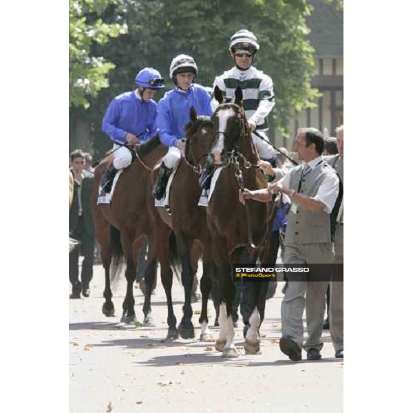 Olivier Peslier on Whipper followed by T.E.Durcan on Council Member and Kerrin Mc Evoy on Dubawi Deauville, 14th august 2005 ph. Stefano Grasso