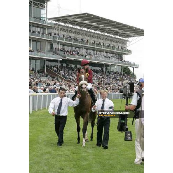 coming back for Mick Kinane on Electrocutionist winners of the Juddmonte International Stakes- York, The Ebor Meeting, 16th august 2005 ph. Stefano Grasso