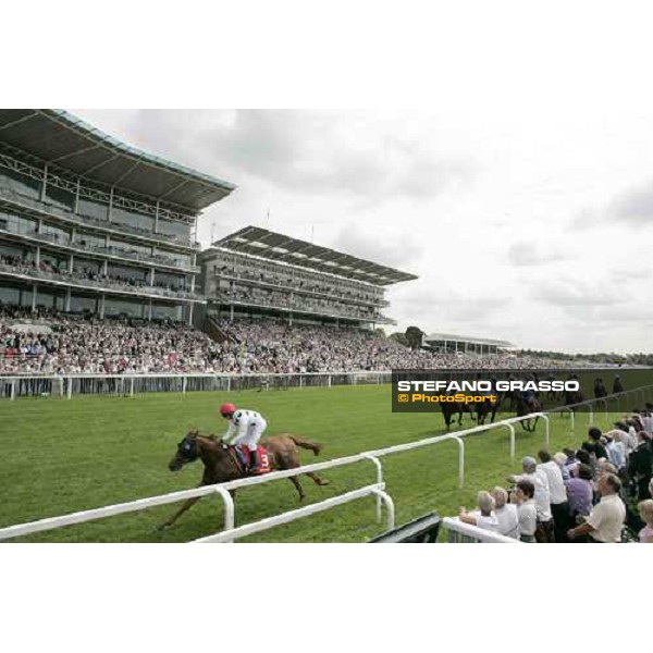 Jimmy Fortune on Camrose wins the Ladbroke Knavesmire York, The Ebor Meeting, 16th august 2005 ph. Stefano Grasso