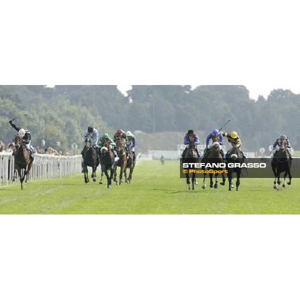 last 50 meters to the line of The Aston Upthorpe Yorkshire Oaks- Kerrin Mc Evoy on Punctilious(3rd from right) wins the race York, The Ebor Meeting 17th august 2005 ph. Stefano Grasso