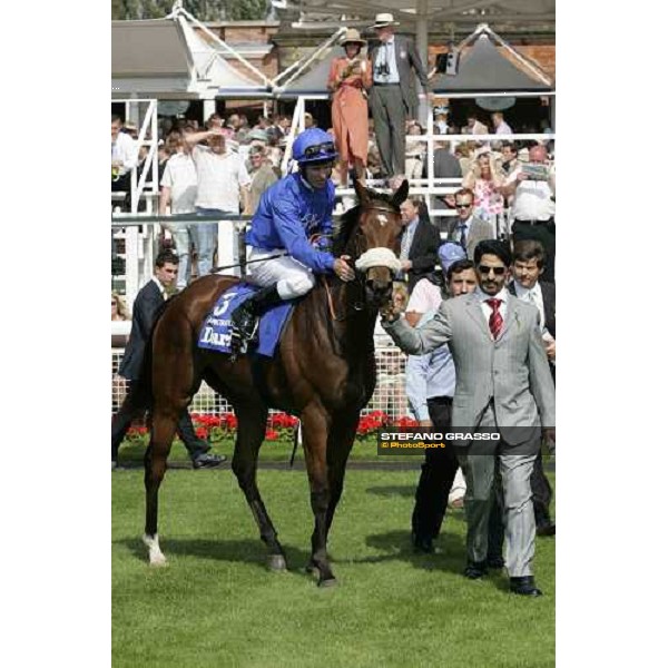 coming back for Kerrin Mc Evoy on Punctilious and Saeed Bin Suroor, winners of the Aston Upthorpe Yorkshire Oaks York - The Ebor Meeting, 17th august 2005 ph. Stefano Grasso