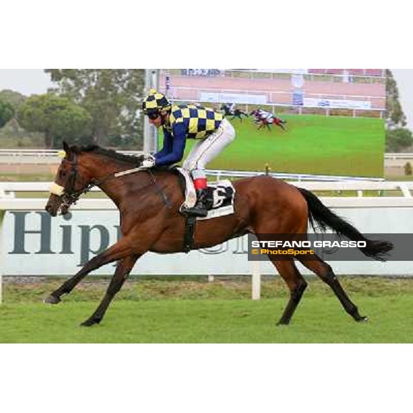 Roma 21 Settembre 2014 Capannelle Racecourse Carlo Fiocchi on Promissory Note wins Premio Epidendrum EFFEVI ph. Domenico Savi/Grasso