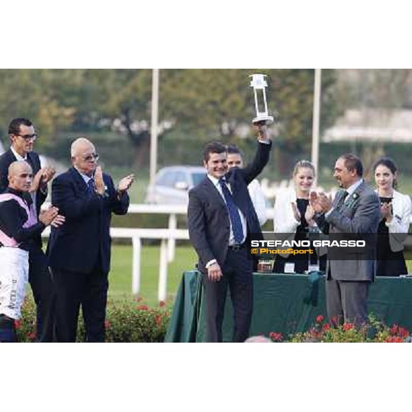 Dario Vargiu and Priore Philip win the Premio Vittorio di Capua Milano,San Siro racecourse,28th sept.2014 ph.Stefano Grasso/Trenno