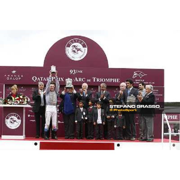 Thierry Jarnet and Treve win the Qatar Prix de l\'arc de Triomphe Paris,Longchamp racecourse,5th oct.2014 ph.Stefano Grasso