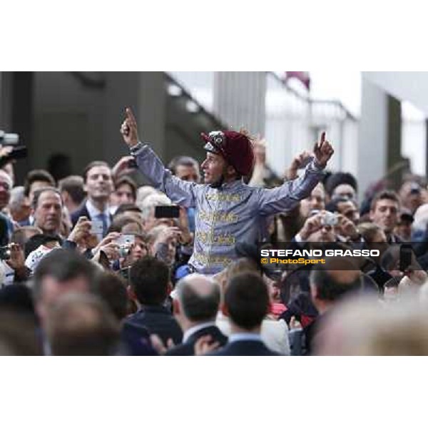 Thierry Jarnet and Treve win the Qatar Prix de l\'arc de Triomphe Paris,Longchamp racecourse,5th oct.2014 ph.Stefano Grasso