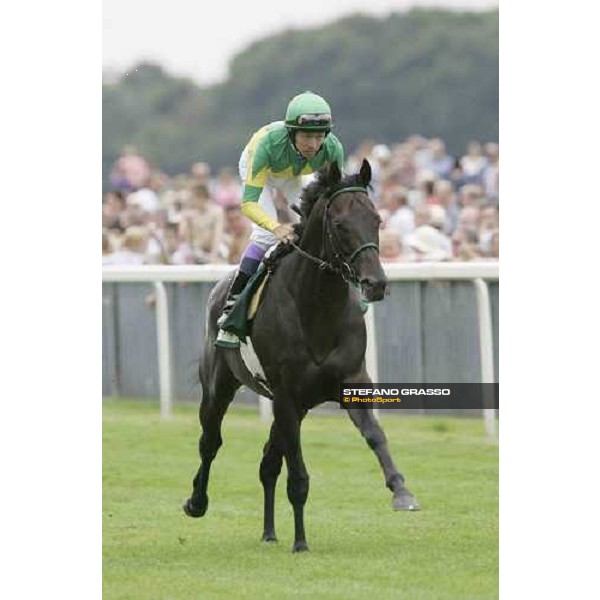 Yutaka Take on Zenno Rob Roy cantering before The Juddmonte International Stakes York, The Ebor Meeting - 16th august 2005 ph. Stefano Grasso