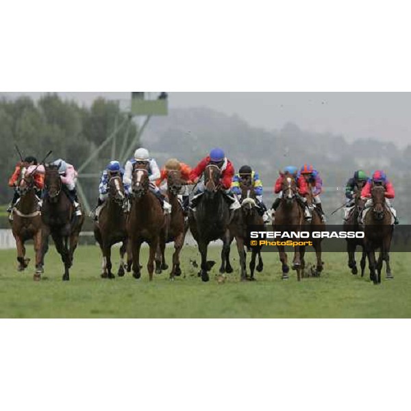 JB Eyquem on Confidential Lady ( in the middle)wins the Prix du Calvados - Haras des Capucines Deauville, 20th august 2005 ph. Stefano Grasso