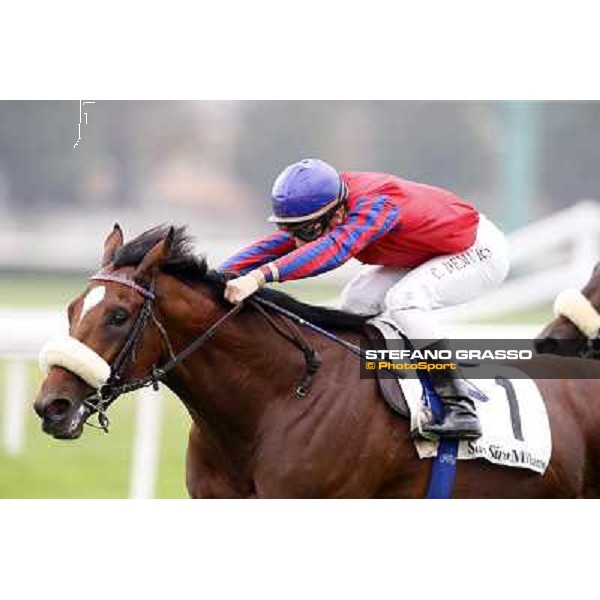 Cristian Demuro on Altroquando wins the Premio Città di Nioceto Milan, San Siro racecourse,12 ottobre 2014 photo Stefano Grasso/Trenno srl