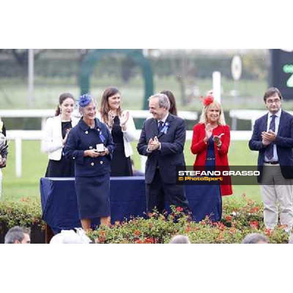 The prize giving ceremony of the Premio Verziere - Mem.Aldo Cirla Milan, San Siro racecourse,12 ottobre 2014 photo Stefano Grasso/Trenno srl
