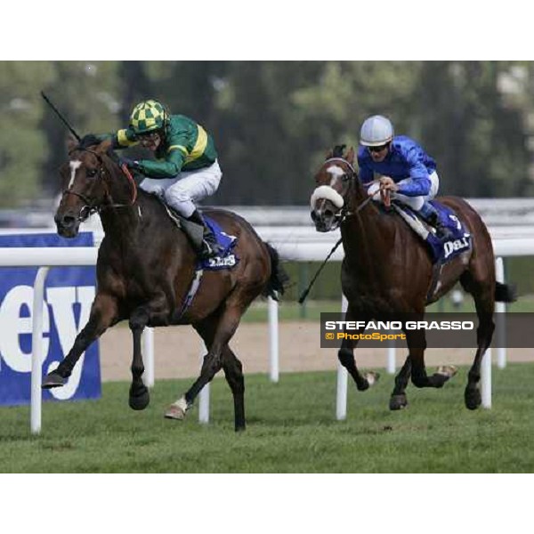 Alcazar wins the Darley Prix Kergorlay Deauville, 21st august 2005 ph. Stefano Grasso