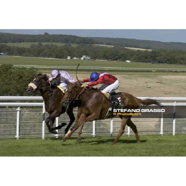 CHIC (5) WINS FROM MAJORS CAST(SHEEPSKIN NOSEBAND).GOODWOOD 28-8-05.