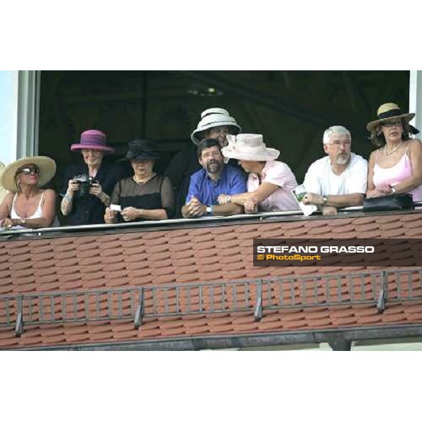 racegoers at Baden Baden racetrack Baden Baden 2nd september 2005 ph. Stefano Grasso